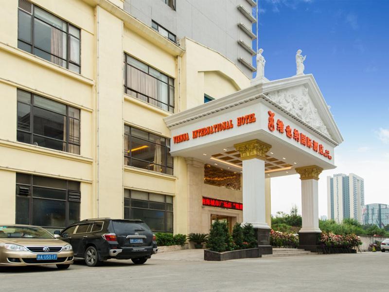 Vienna Hotel Foshan Nanhai City Square Εξωτερικό φωτογραφία